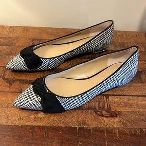 Ann taylor black and white flats